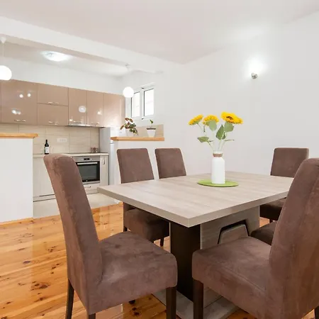 Apartment Galiot Котор Экстерьер фото